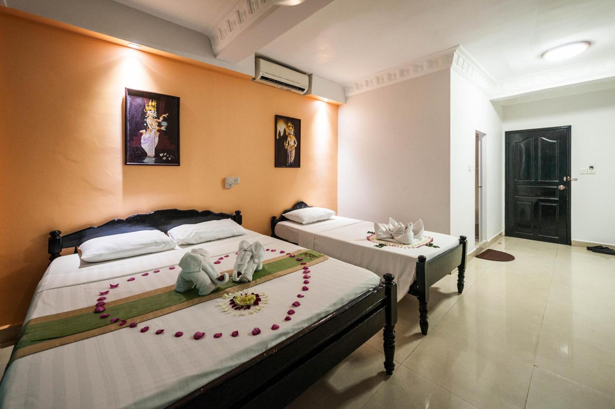 Angkor International Hotel Phnom Penh Værelse billede