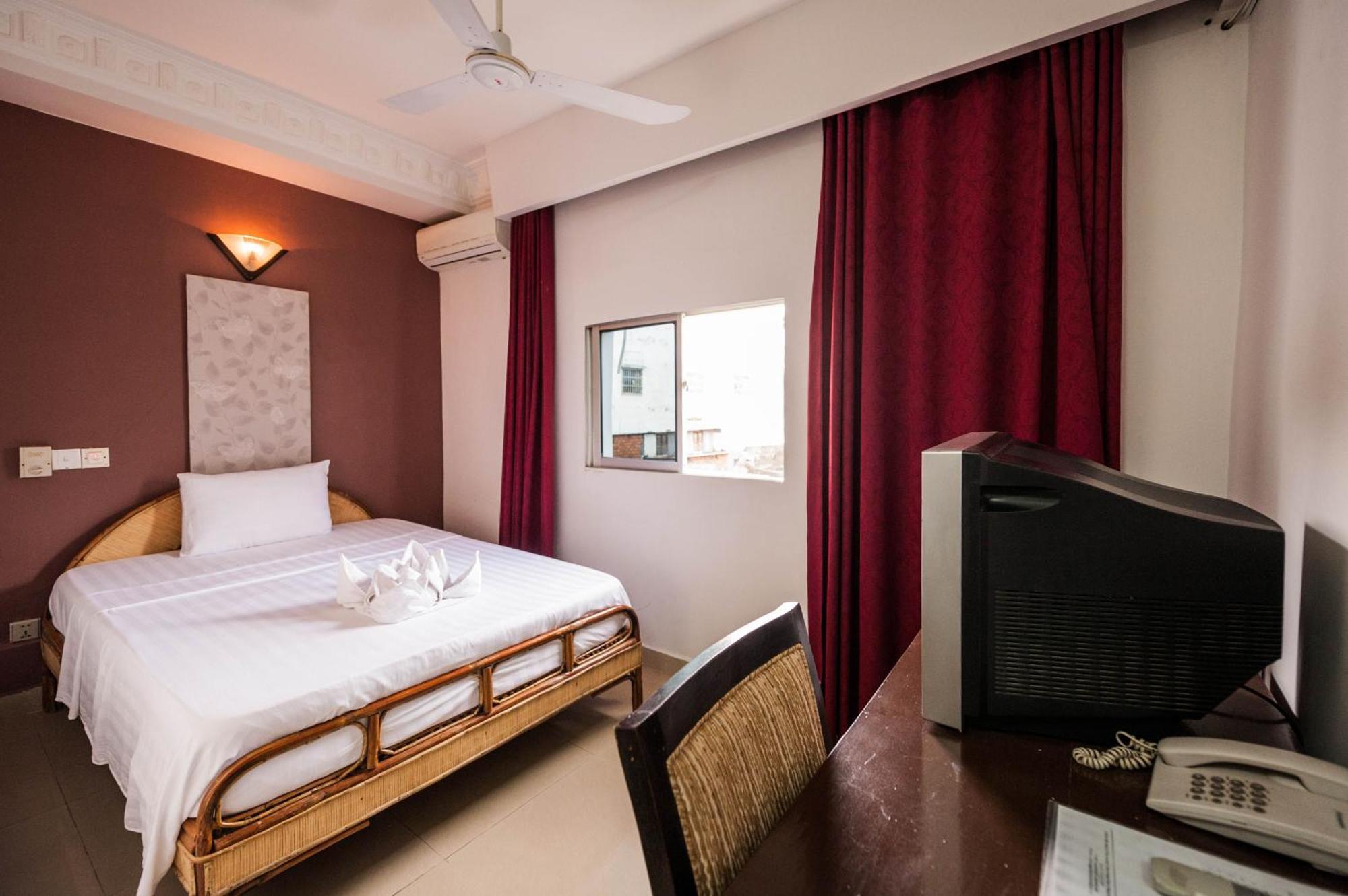 Angkor International Hotel Phnom Penh Værelse billede